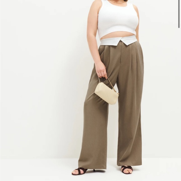 Reformation Stevie Pant in Mushroom size 22 - Picture 1 of 6